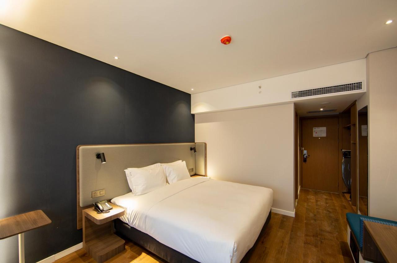 Holiday Inn Express Jinan Jingshi Road, An Ihg Hotel Eksteriør bilde