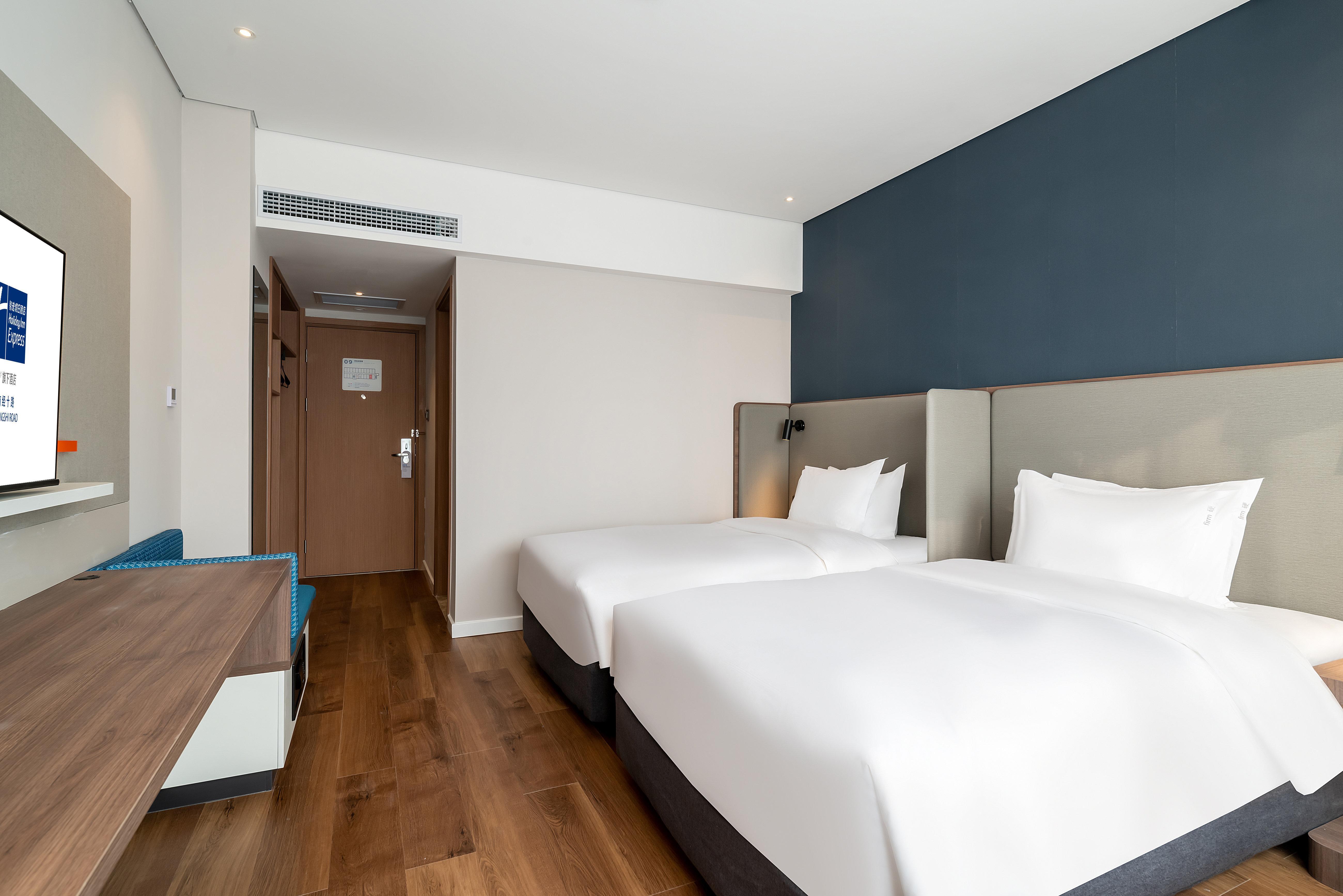 Holiday Inn Express Jinan Jingshi Road, An Ihg Hotel Eksteriør bilde