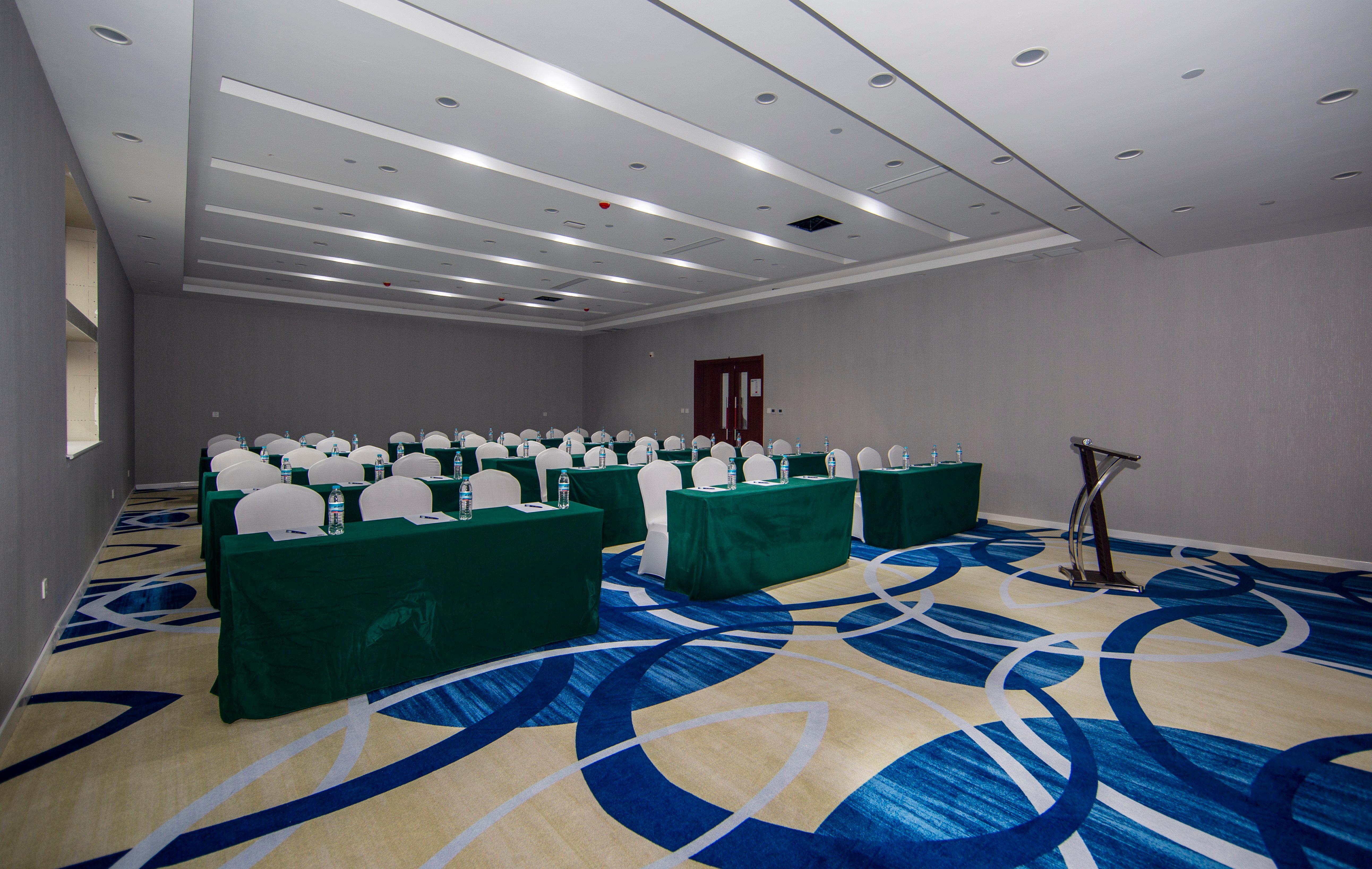 Holiday Inn Express Jinan Jingshi Road, An Ihg Hotel Eksteriør bilde